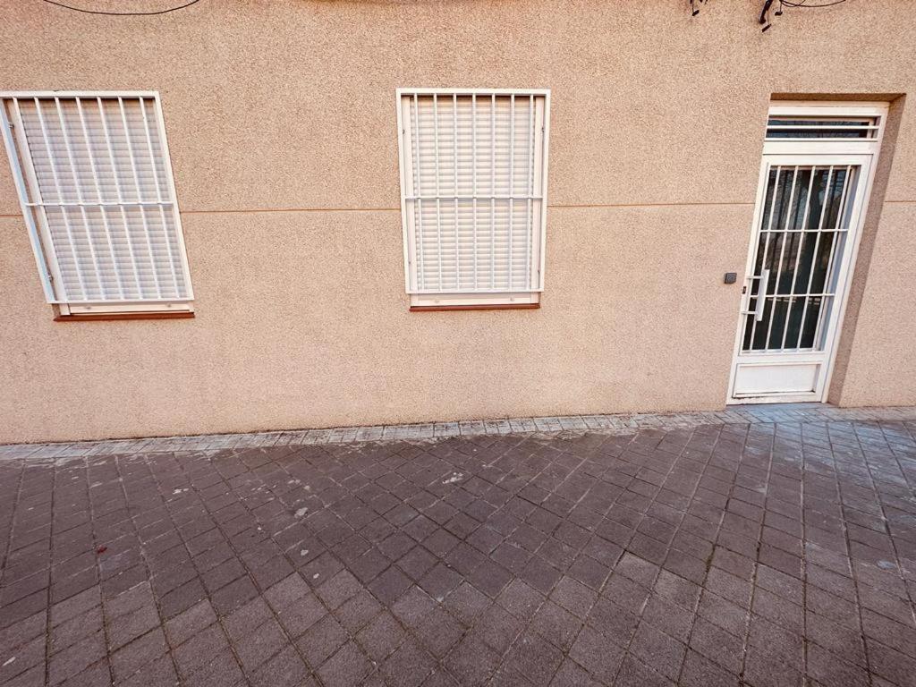Hospedaje Cuatro Vientos Madrid Exterior photo